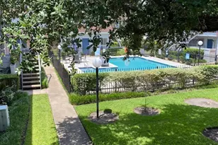2350 Bering Dr, Houston, TX 77057 - Photo 38