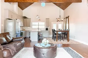 214 Hunters Hill Rd, Oakhurst, TX 77359 - Photo 6