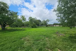 16 Still Meadow Cove, Dale, TX 78616 - Photo 6