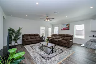 8611 Shumard Oak Dr, Rosharon, TX 77583 - Photo 8