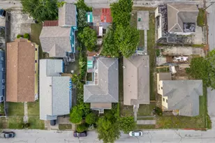 1312 Avenue L, Galveston, TX 77550 - Photo 34