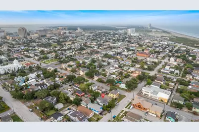 1312 Avenue L, Galveston, TX 77550 - Photo 46
