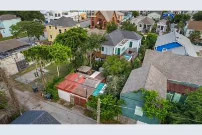 1312 Avenue L, Galveston, TX 77550 - Photo 38