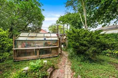 1312 Avenue L, Galveston, TX 77550 - Photo 32