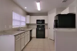 2622 Townhall Ln, Katy, TX 77449 - Photo 6