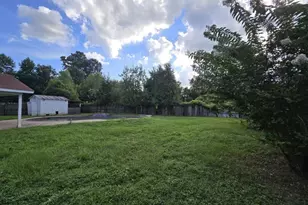 424 Co Rd 140, Liberty, TX 77575 - Photo 6
