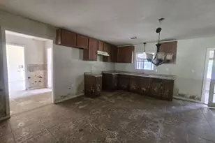 424 Co Rd 140, Liberty, TX 77575 - Photo 4