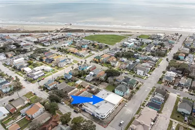 1212 13th St, Galveston, TX 77550 - Photo 2