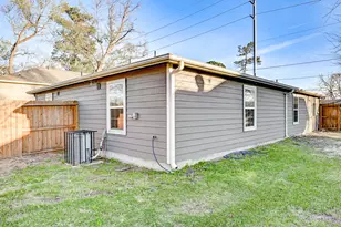 7925 Way St, Houston, TX 77028 - Photo 28