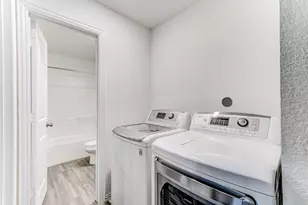 7925 Way St, Houston, TX 77028 - Photo 24