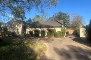 2603 Briarpark Dr, Houston, TX 77042 - Photo 2