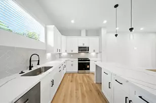 1985 Bauer Dr, Houston, TX 77080 - Photo 2