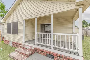 10210 Berrypatch Ln, Tomball, TX 77375 - Photo 2