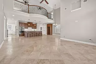 912 Roberts St, East Bernard, TX 77435 - Photo 2