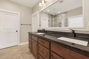912 Roberts St, East Bernard, TX 77435 - Photo 16