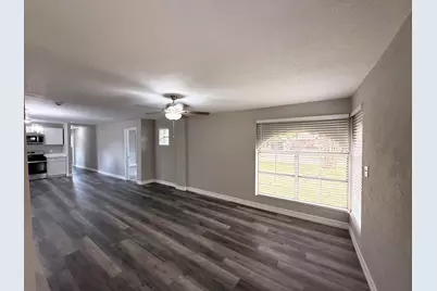 6431 Harcourt Drive, Houston, TX 77016 - Photo 2