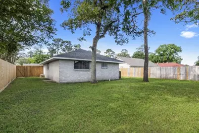 6431 Harcourt Drive, Houston, TX 77016 - Photo 22