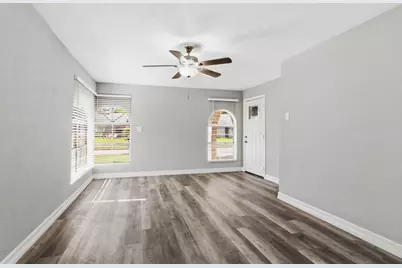 6431 Harcourt Drive, Houston, TX 77016 - Photo 4
