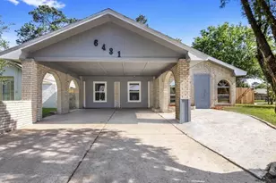 6431 Harcourt Dr, Houston, TX 77016 - Photo 2