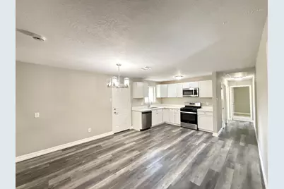 6431 Harcourt Drive, Houston, TX 77016 - Photo 6