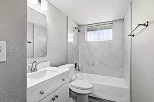 6431 Harcourt Dr, Houston, TX 77016 - Photo 12