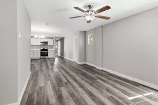 6431 Harcourt Dr, Houston, TX 77016 - Photo 6