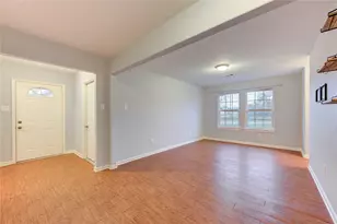 503 W Linney St, Dayton, TX 77535 - Photo 8