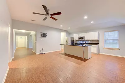 503 W Linney Street, Dayton, TX 77535 - Photo 2