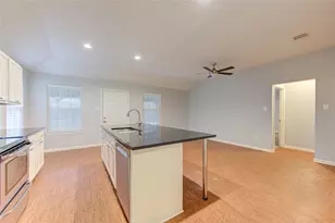 503 W Linney St, Dayton, TX 77535 - Photo 18