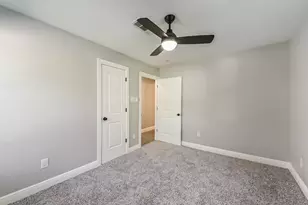 8925 Everglade Dr, Houston, TX 77078 - Photo 22