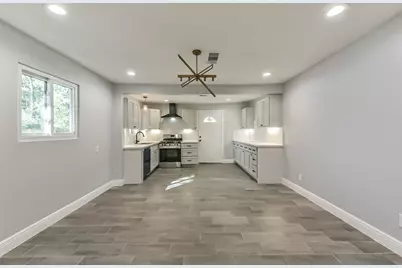 8925 Everglade Drive, Houston, TX 77078 - Photo 10