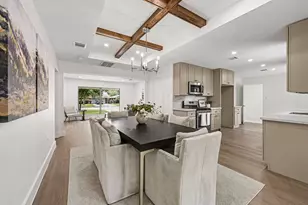 9522 Winsome Ln, Houston, TX 77063 - Photo 8