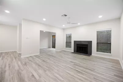 2668 Bering Drive #2668, Houston, TX 77057 - Photo 8