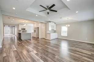 3060 Noble St, Houston, TX 77026 - Photo 8