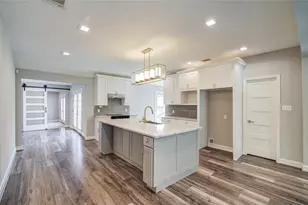 3060 Noble St, Houston, TX 77026 - Photo 14