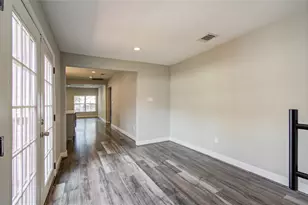 3060 Noble St, Houston, TX 77026 - Photo 30