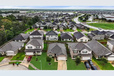 6911 Rosemont Court, Rosharon, TX 77583 - Photo 36