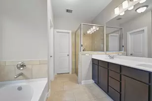 6911 Rosemont Ct, Rosharon, TX 77583 - Photo 4