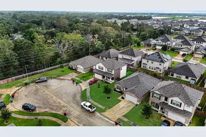 6911 Rosemont Court, Rosharon, TX 77583 - Photo 6