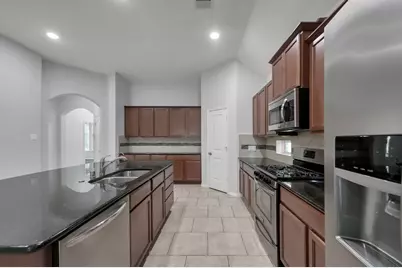 5615 Glenfield Spring Lane, Spring, TX 77389 - Photo 14