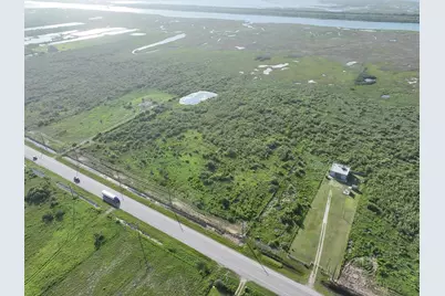 0000 Tx-87, Gilchrist, TX 77617 - Photo 18