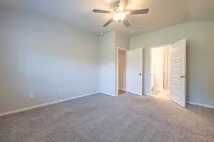 17705 Hanson Ridge Dr, Conroe, TX 77316 - Photo 18