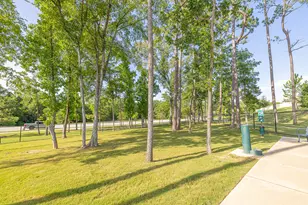 17705 Hanson Ridge Dr, Conroe, TX 77316 - Photo 34