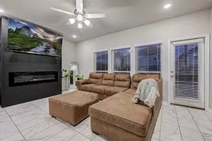 522 N 6th St, La Porte, TX 77571 - Photo 12