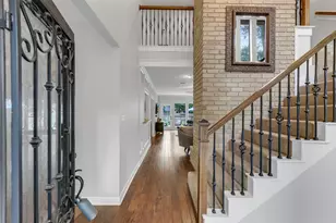 26 Split Rock Rd, The Woodlands, TX 77381 - Photo 2