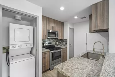 10615 Briar Forest Drive #102, Houston, TX 77042 - Photo 14