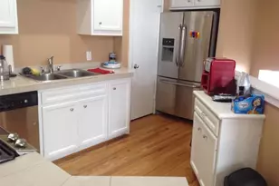 3735 Main Plaza Dr, Houston, TX 77025 - Photo 6