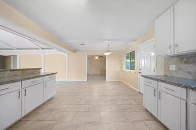 19218 Enchanted Oaks Drive, Spring, TX 77388 - Photo 8