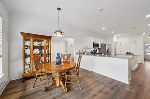 1115 Little Cypress Loop, Orange, TX 77632 - Photo 10