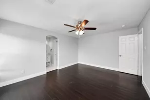 12219 Shady Downs Dr, Houston, TX 77082 - Photo 38